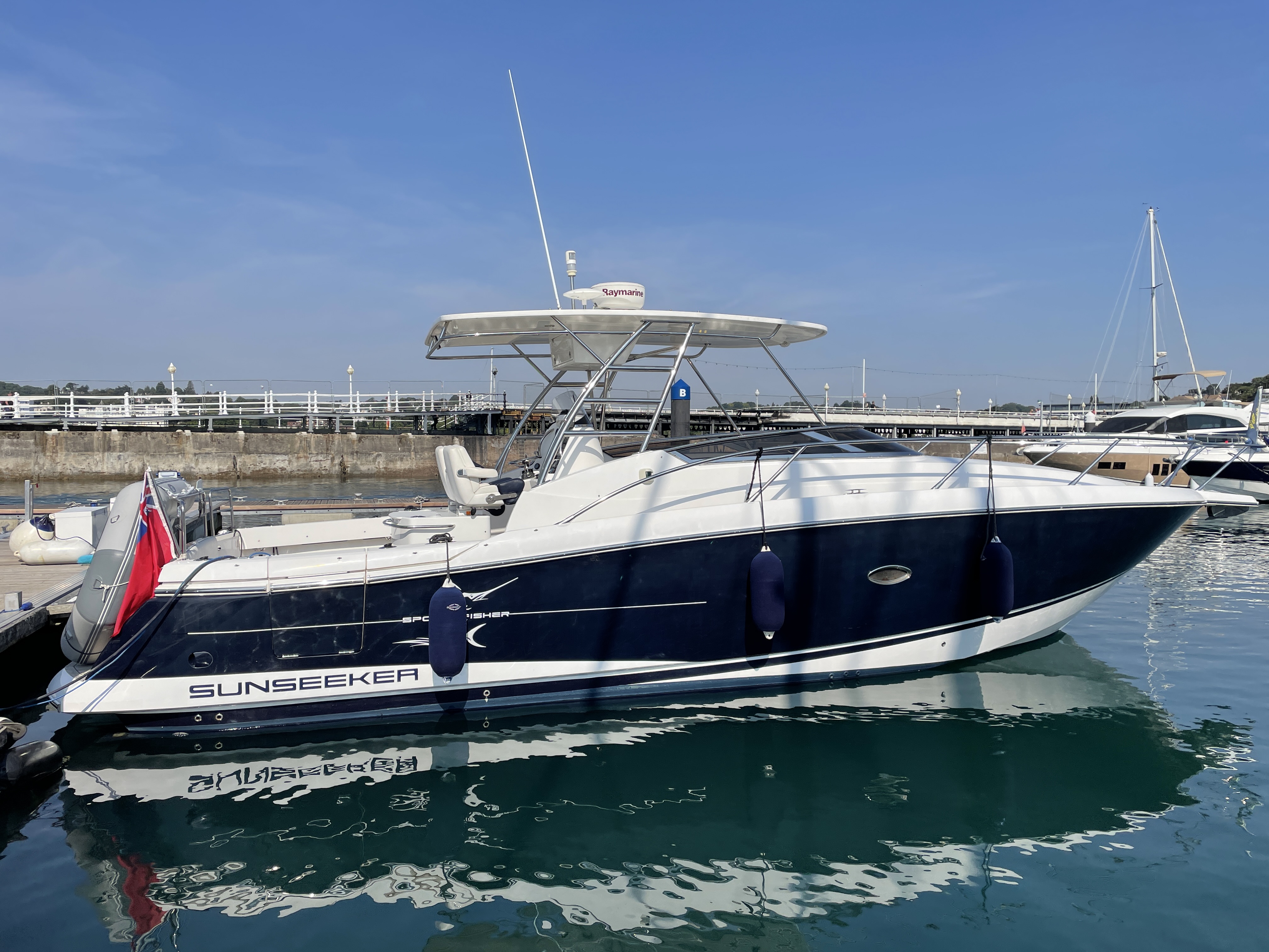 SOLD. 2004 Model 2008 Launched Sunseeker Sportsfisher 37, 2 x Volvo Penta KAD300 (285HP) Inboard Diesels.