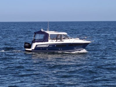 SOLD. 2016 Jeanneau Merry Fisher 855 “Legende”. 1 x Suzuki 300hp 4 Stroke Petrol Outboard. Tax Paid