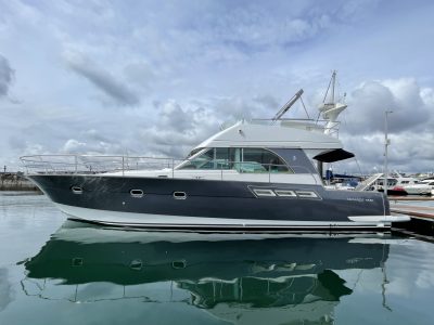 Sold. 2002 Beneteau Antares 13.80. 2 x Volvo Penta TAMD74p (480hp) Inboard Diesels.