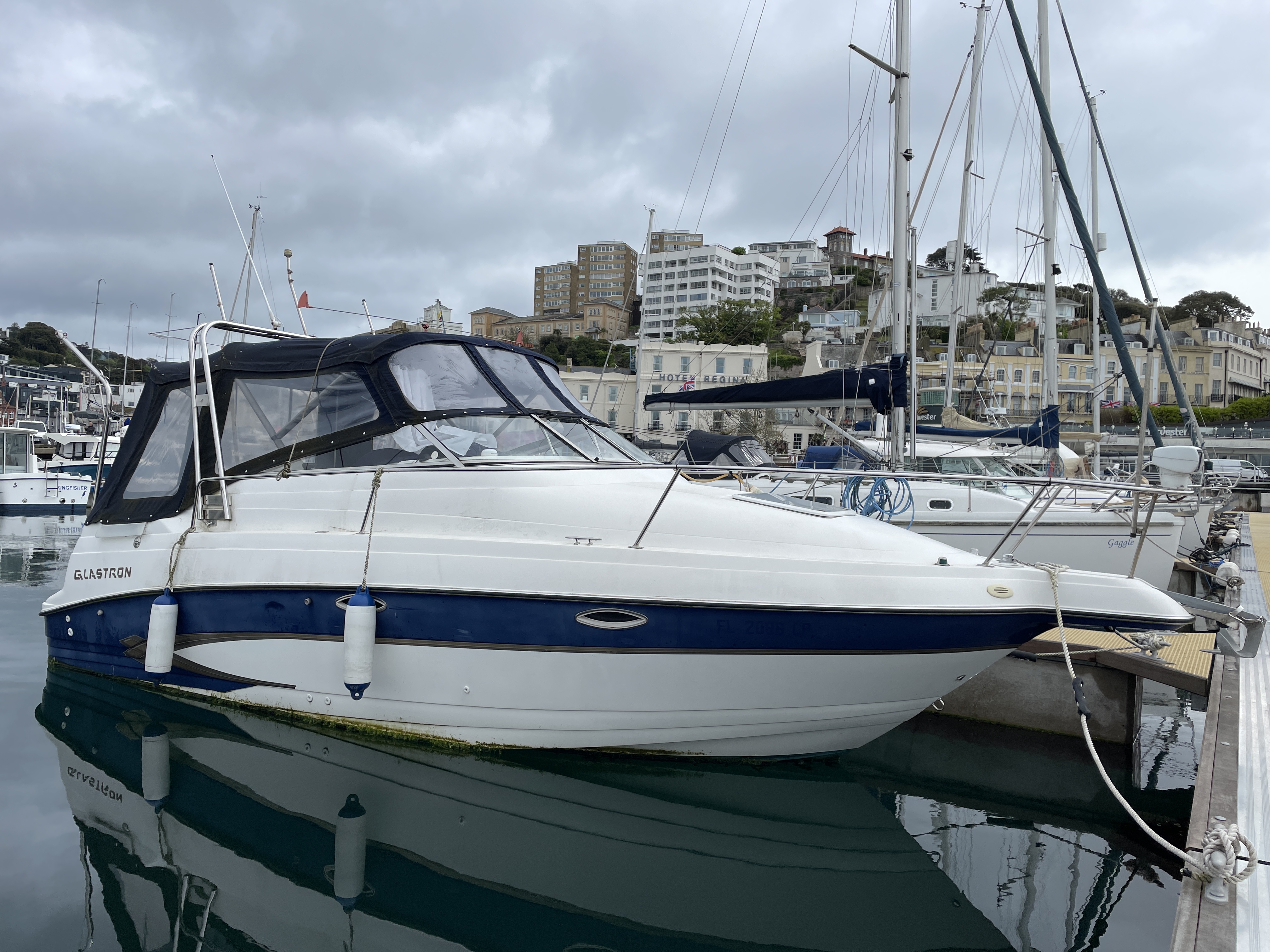 Sold. 2000 Glastron GS 249. 1 x Volvo Penta 5.0GL (220hp) Inboard Petrol Engine.